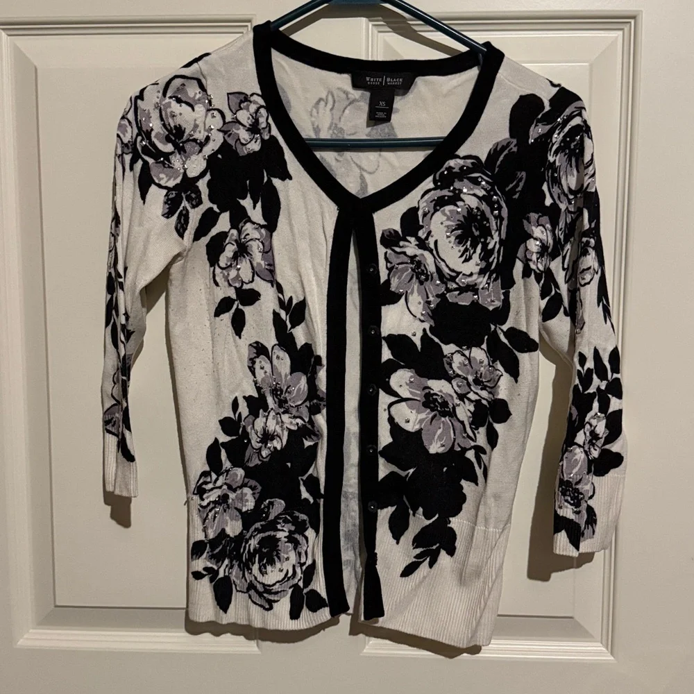 White House Black Market Holiday Floral Cardigan